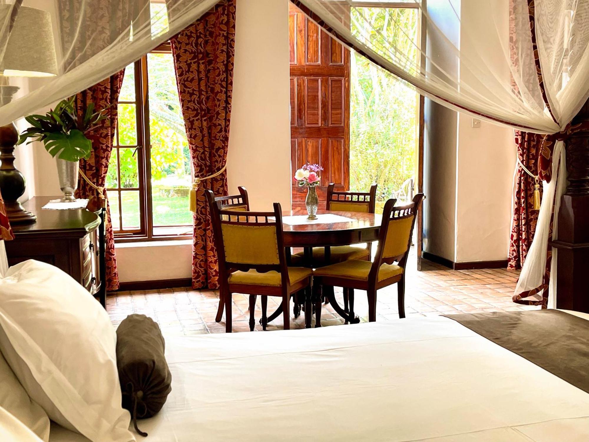 Huntingdon House And Chawani Bungalow Thyolo Eksteriør billede